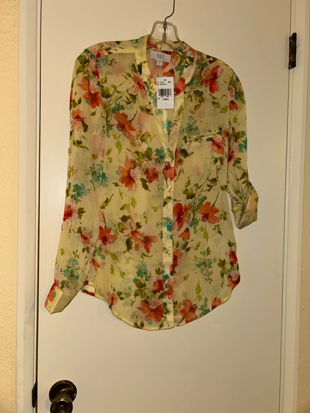 Kut from the Kloth Pale Yellow Floral Button-Up Blouse